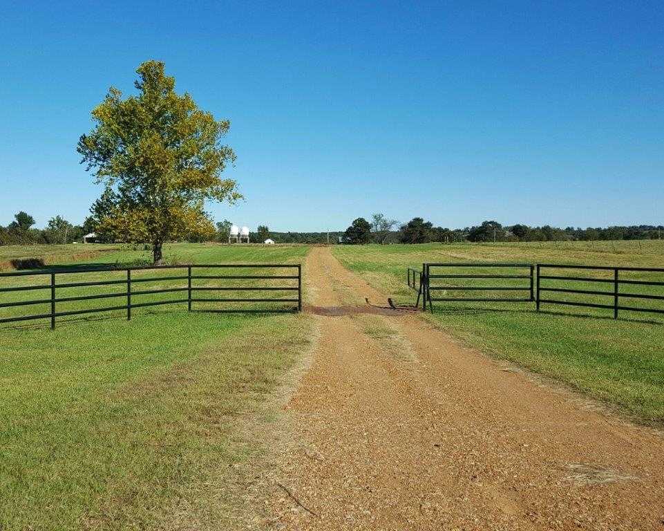 187 Acre Oklahoma Cattle Ranch