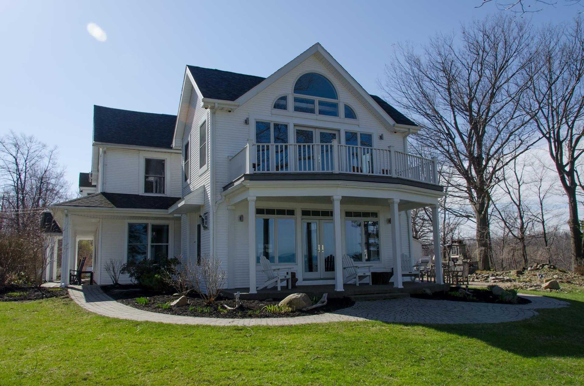 Waterfront Home on Lake Erie and Eighteen Mile Creek near Buffalo NY
