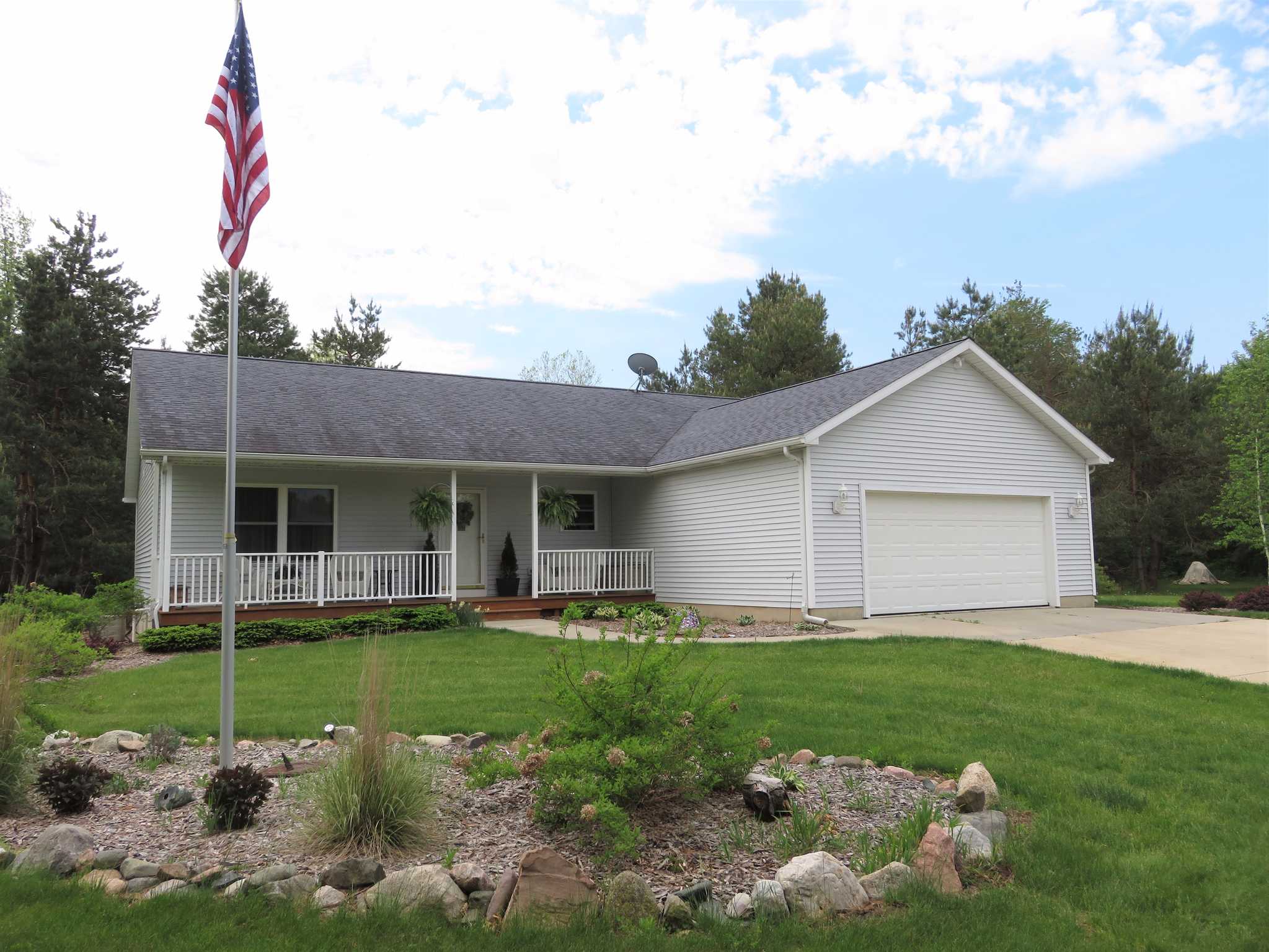 2 acres in Shiawassee County, Michigan