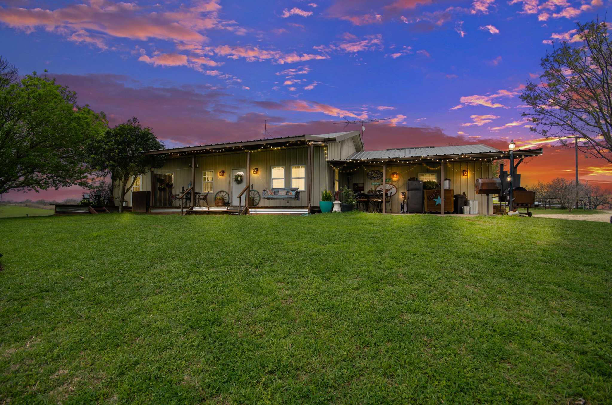 202 acres in Navarro County, Texas