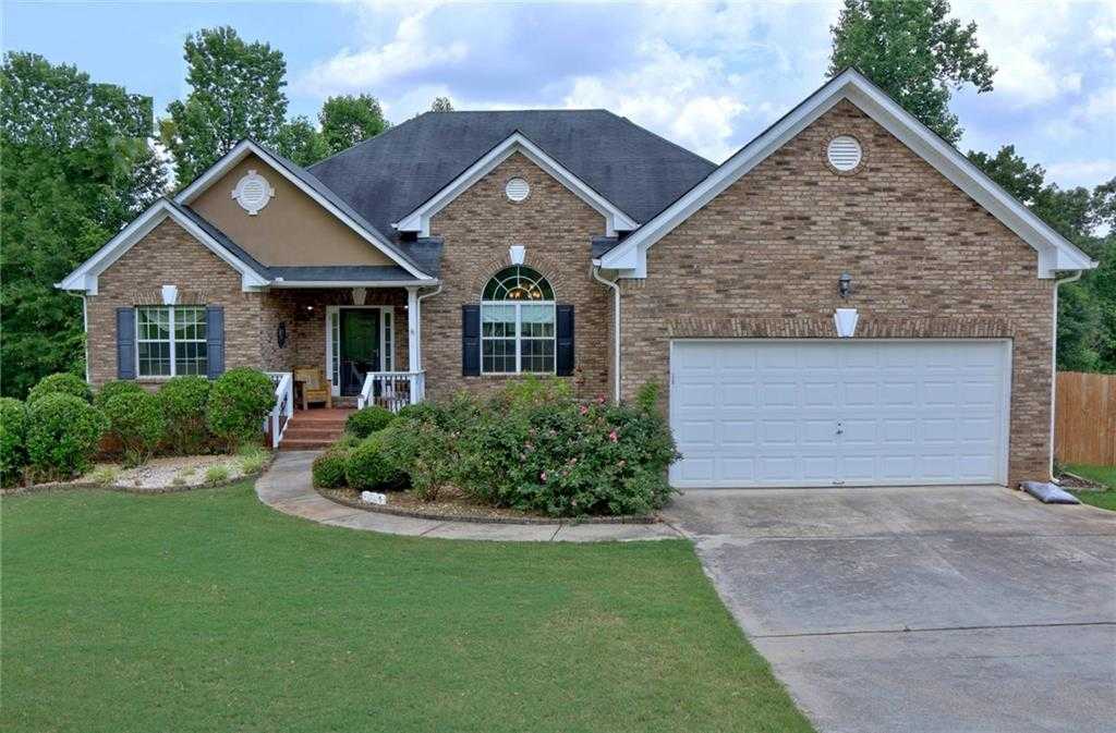 1.63 acres in Coweta County,