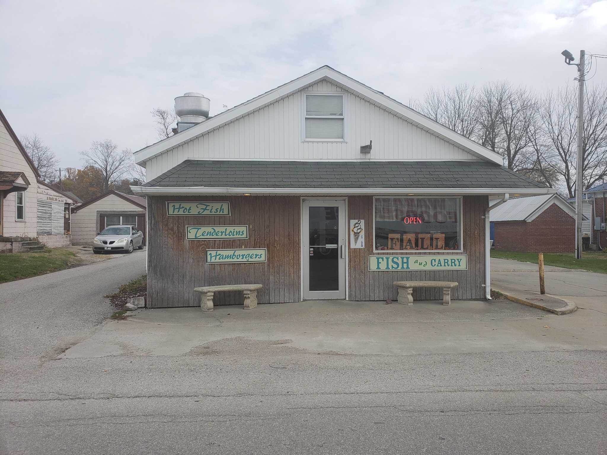 Building With Double Lot For Sale In Odon Indiana