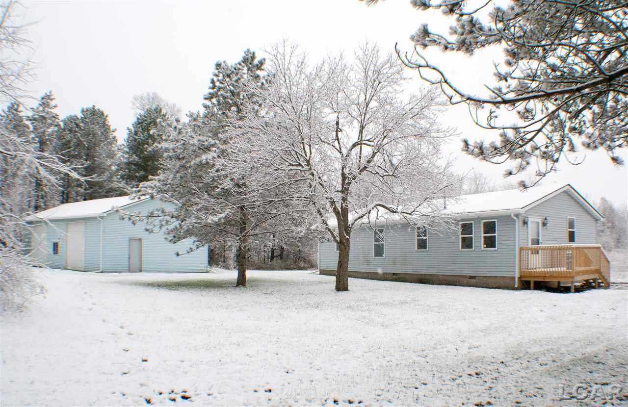 10 acres in Hillsdale County, Michigan