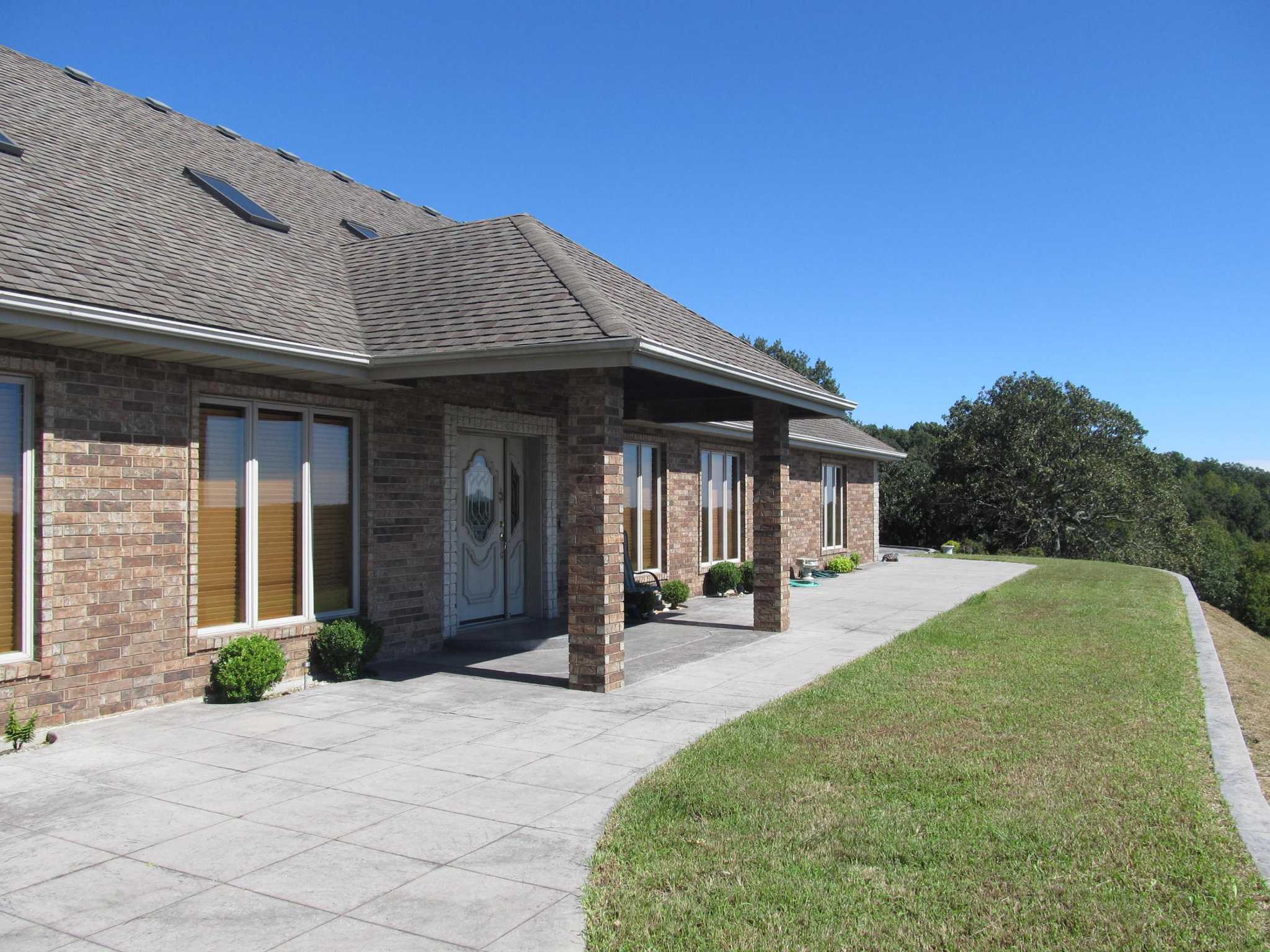 24 acres in Douglas County, Missouri