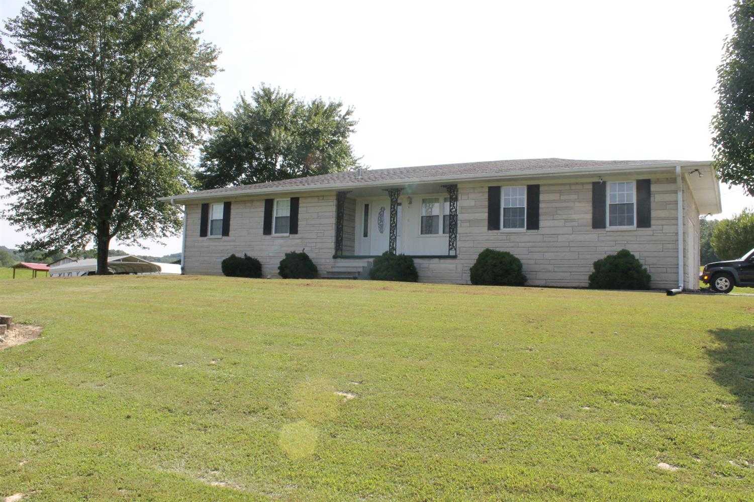 34 acres in Rockcastle County, Kentucky