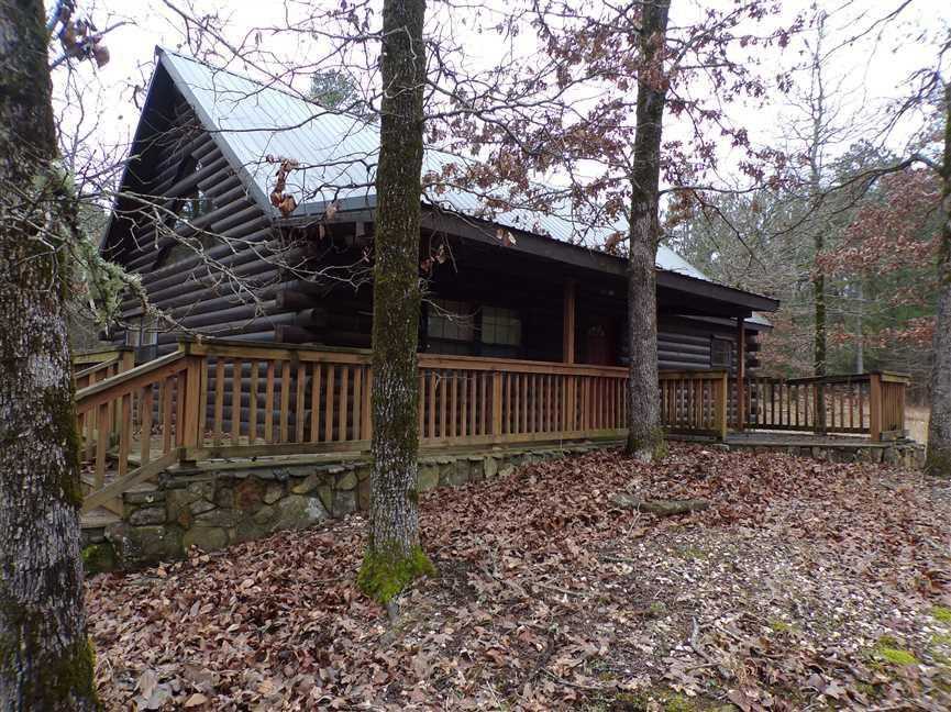 Cabin on 4 Acres Deal Near Popular Beaver's Bend State Park and Lake! McCur