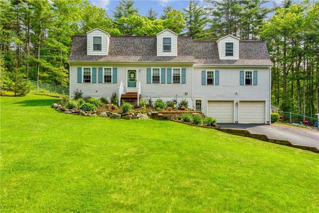 2 acres in Kent County, Rhode Island