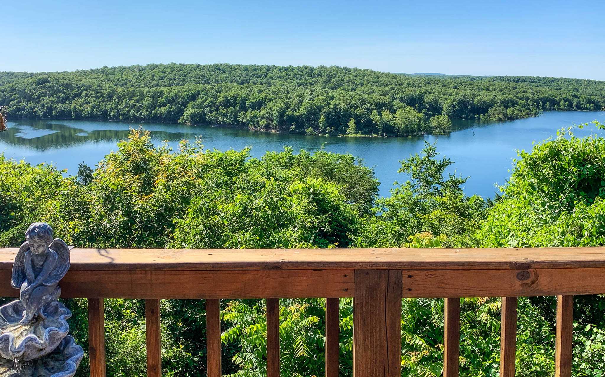 2.5 acres in Ozark County, Missouri