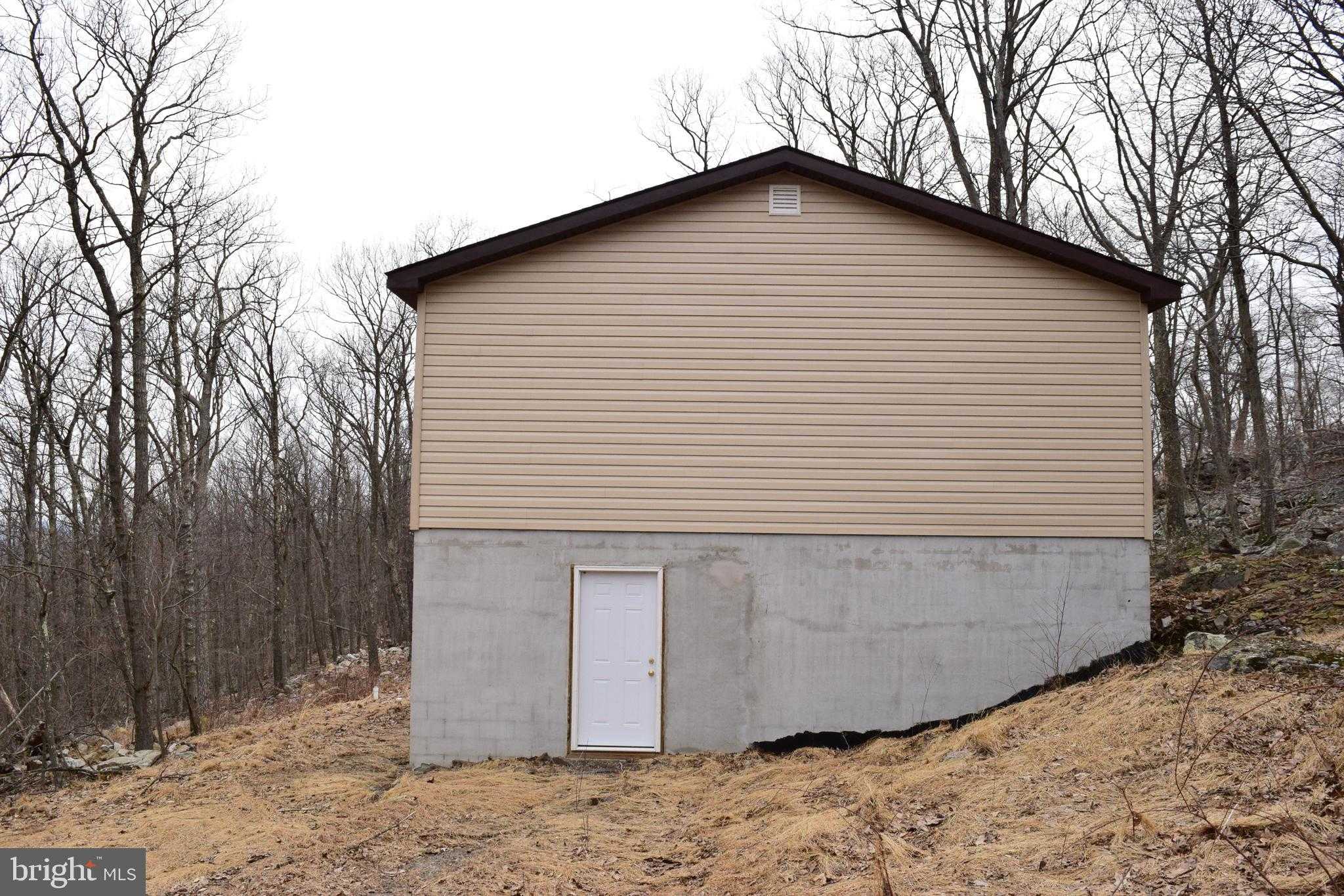 9.22 acres in Hampshire County, West Virginia