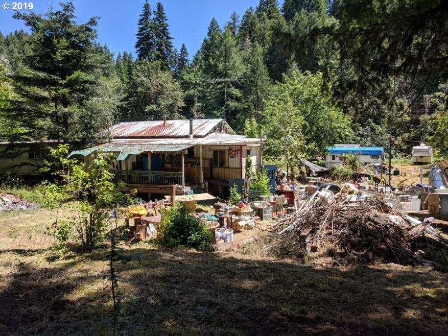 2.44 acres in Douglas County, Oregon