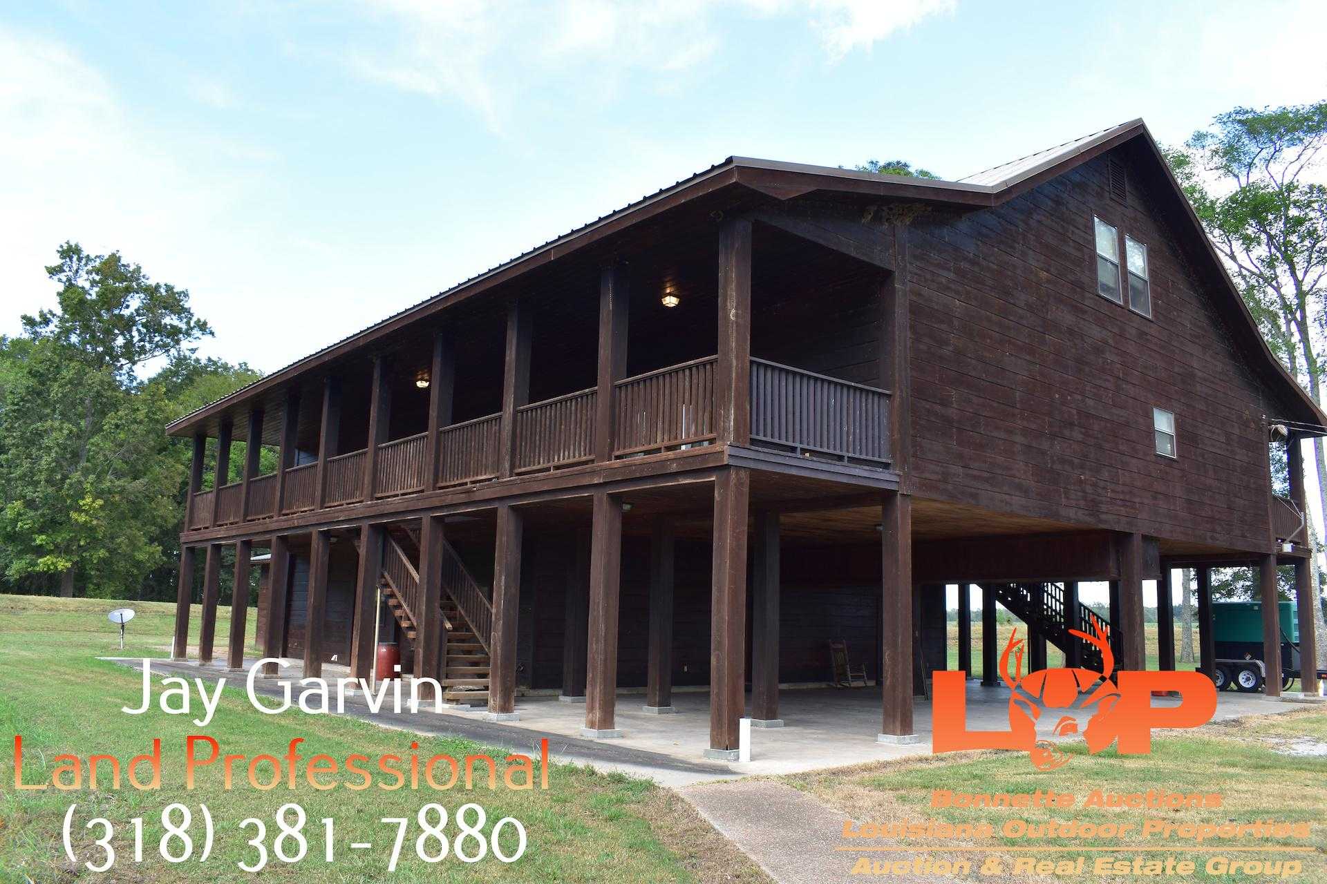 2300 +/ Acres and Hunting Lodge For Sale at Blackhawk Plantation