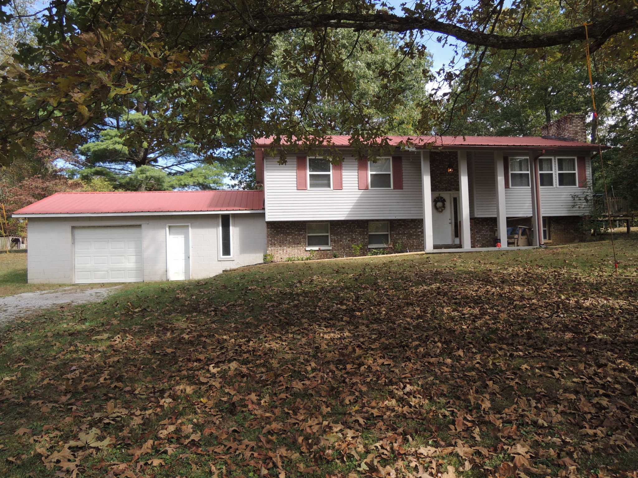 8.45 acres in County, Tennessee