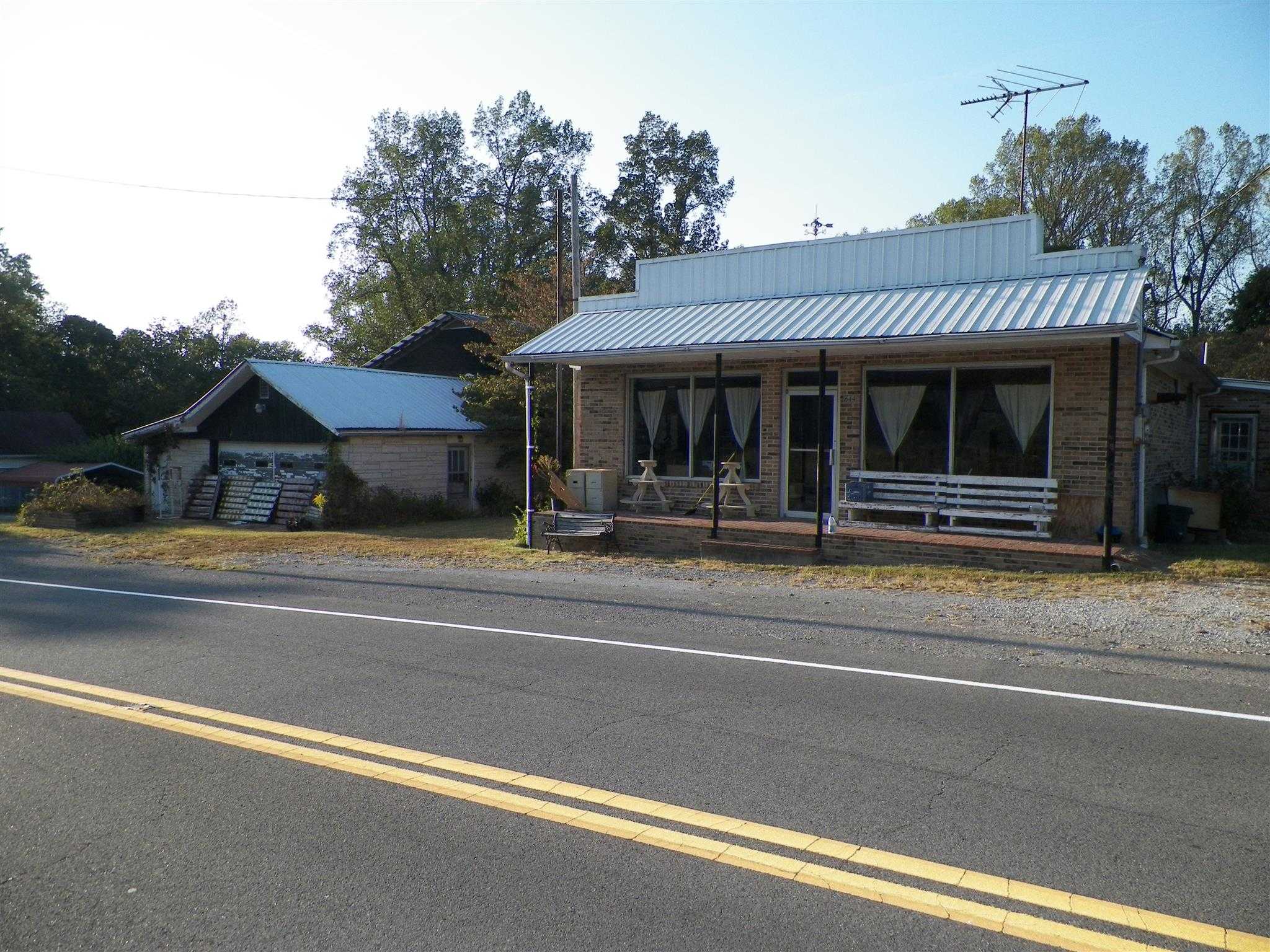 0.8 acres in Macon County, Tennessee