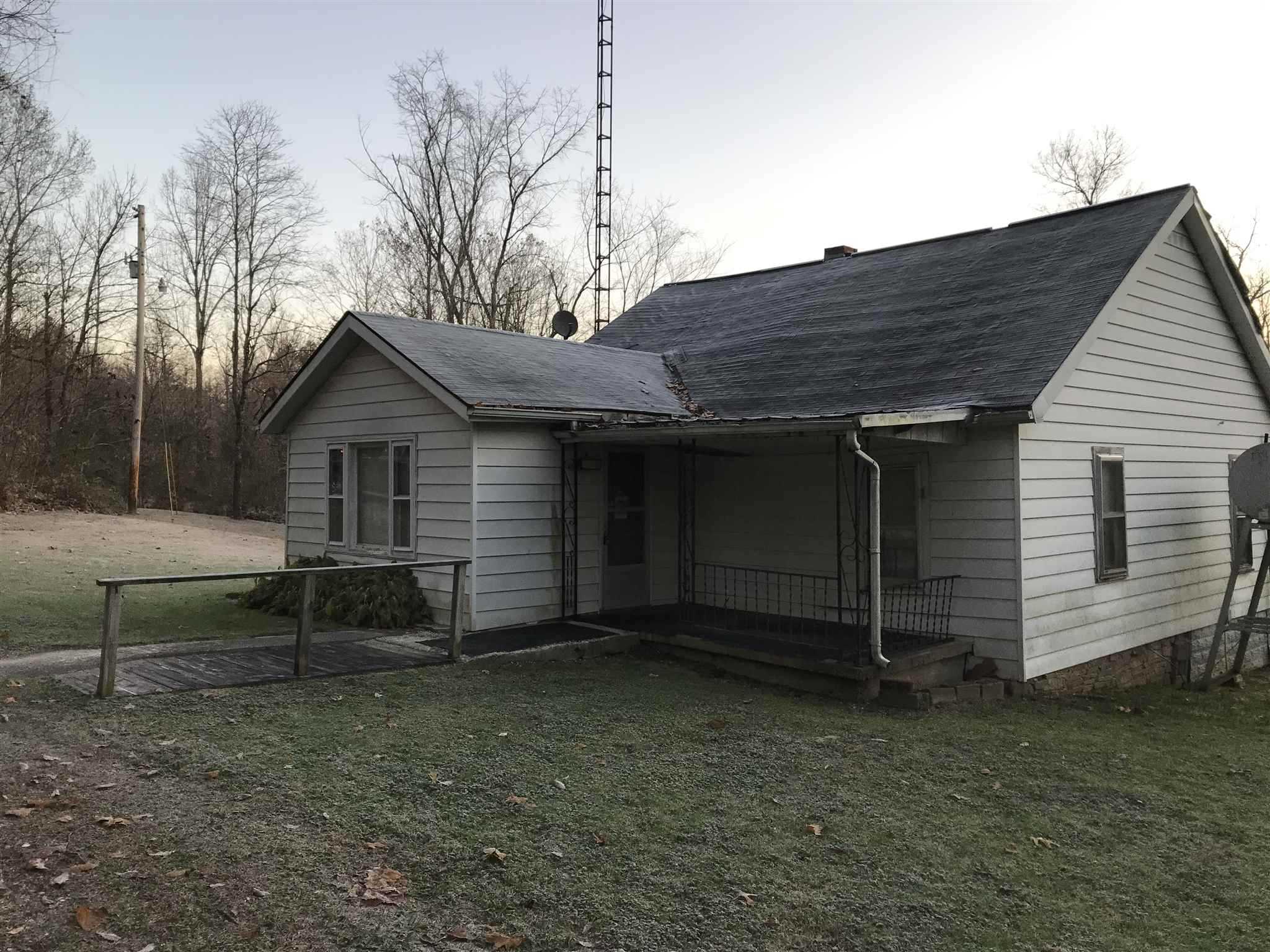 2 acres in Lawrence County, Indiana