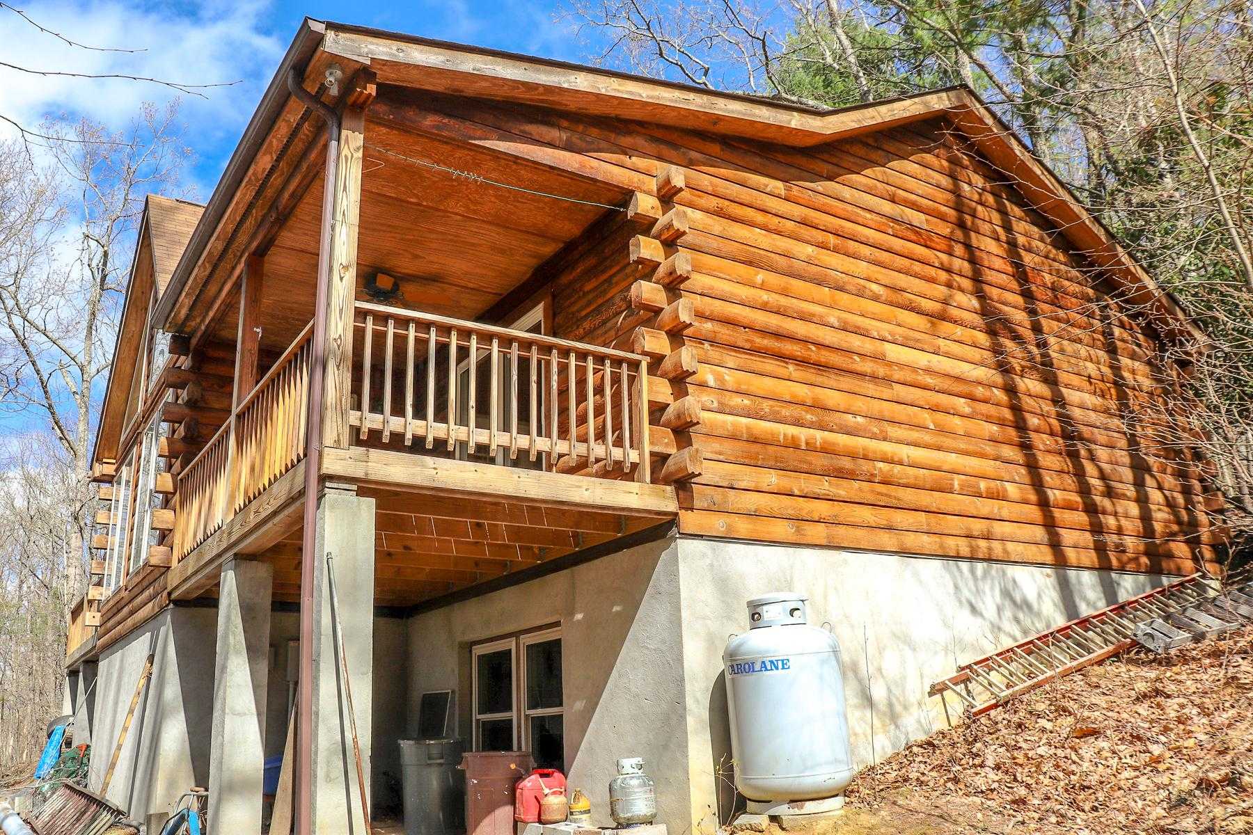 Hunting Property with Cabin in Hillsville VA!
