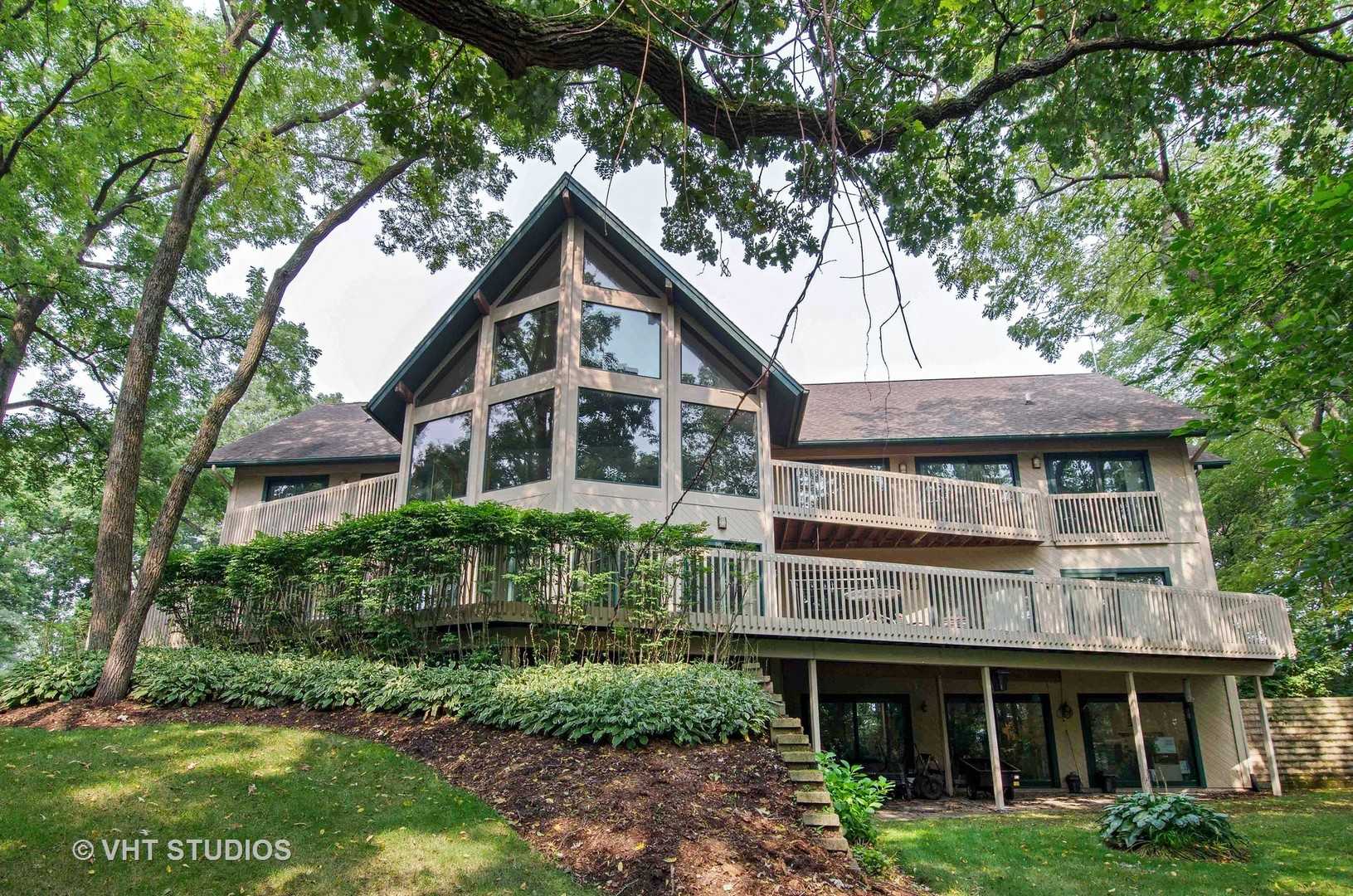 2.83 acres in McHenry County, Illinois