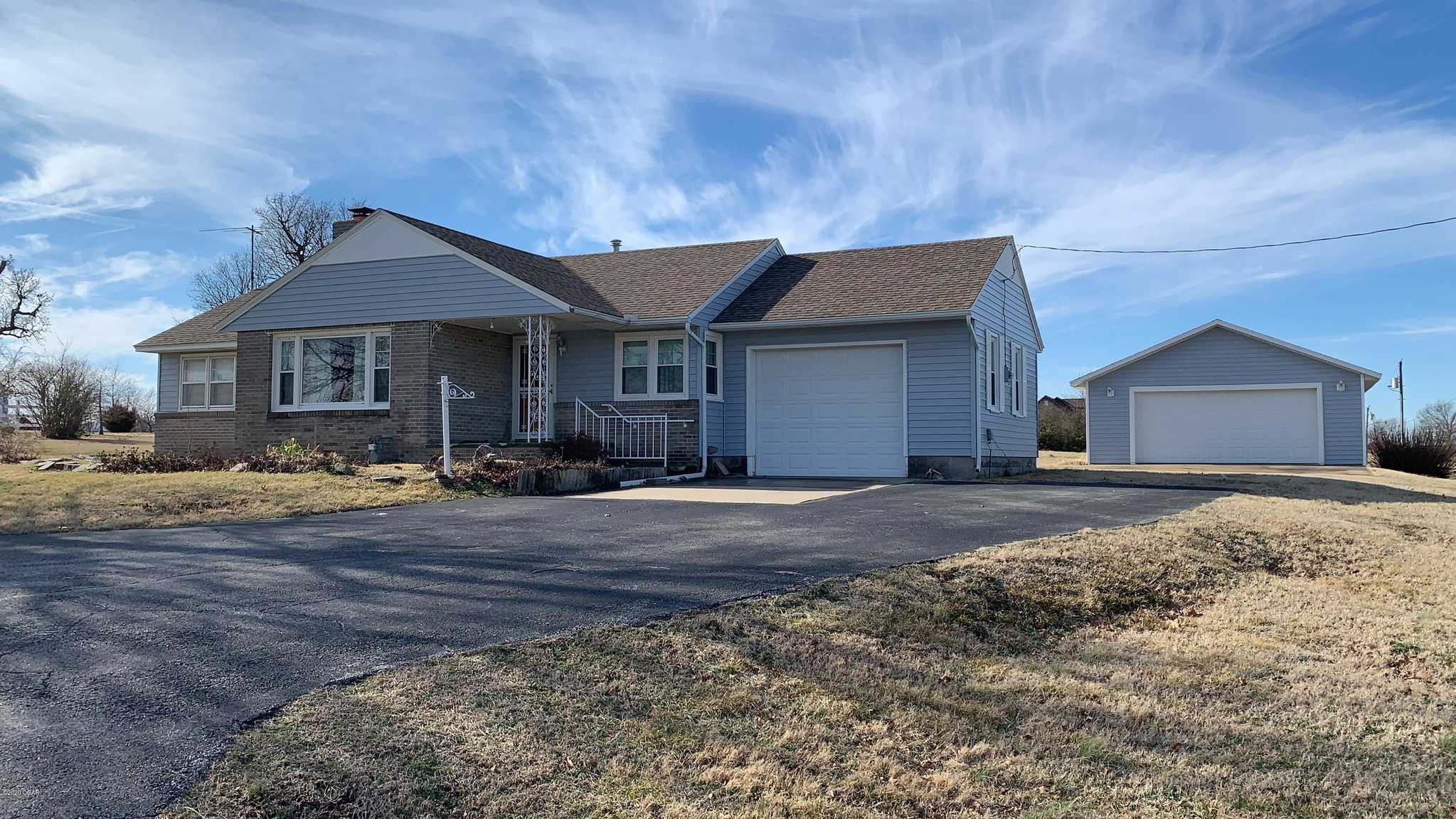 2 acres in Jasper County, Missouri