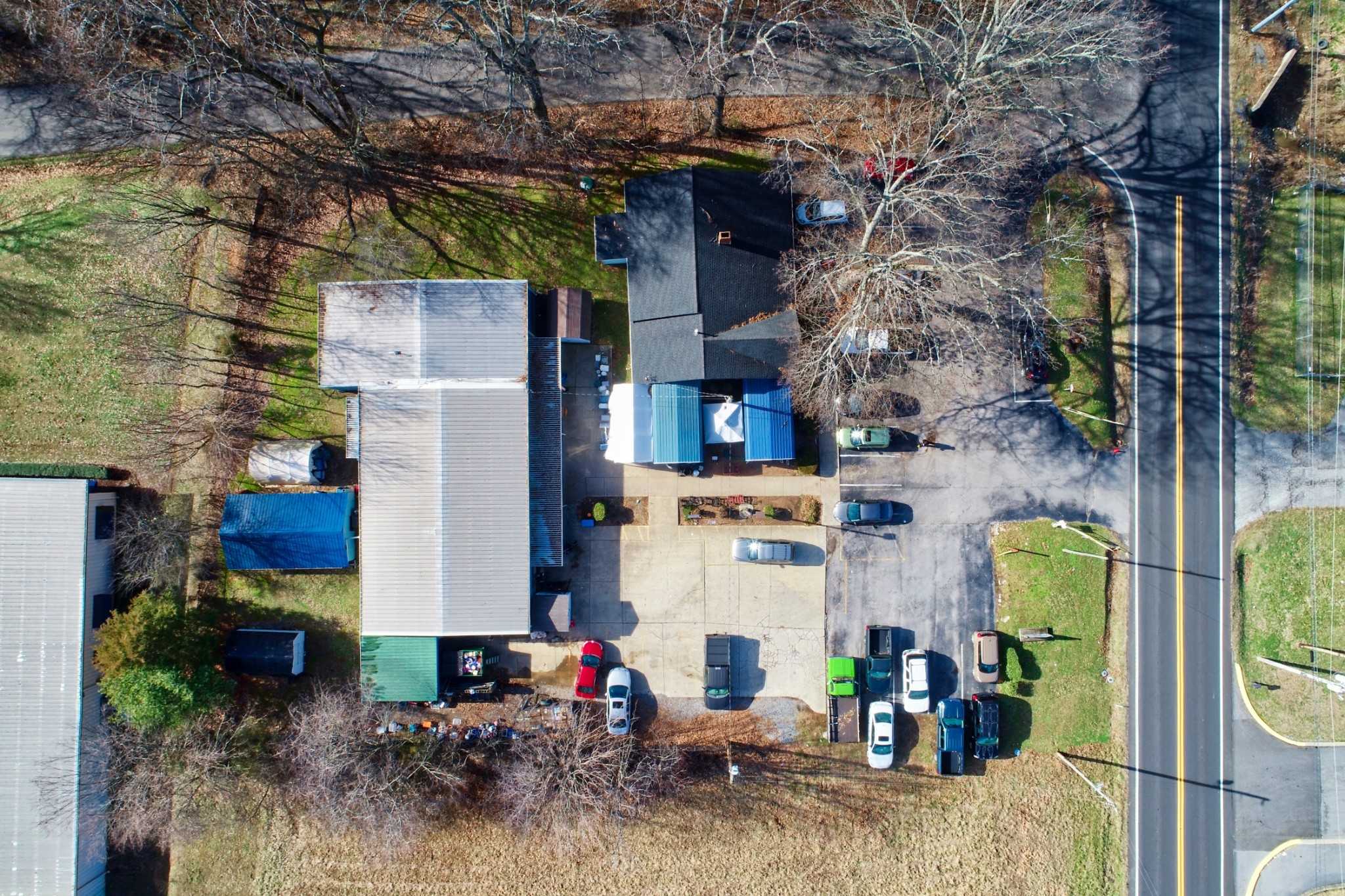 1.05 acres in Robertson County, Tennessee