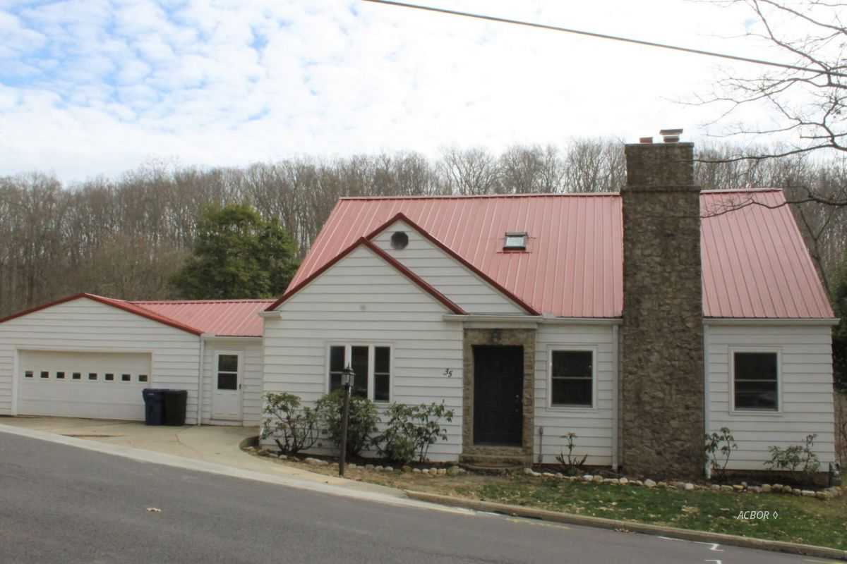 5.06 acres in Athens County, Ohio