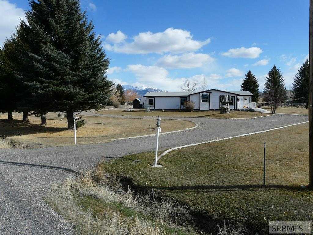 1.08 acres in Custer County, Idaho