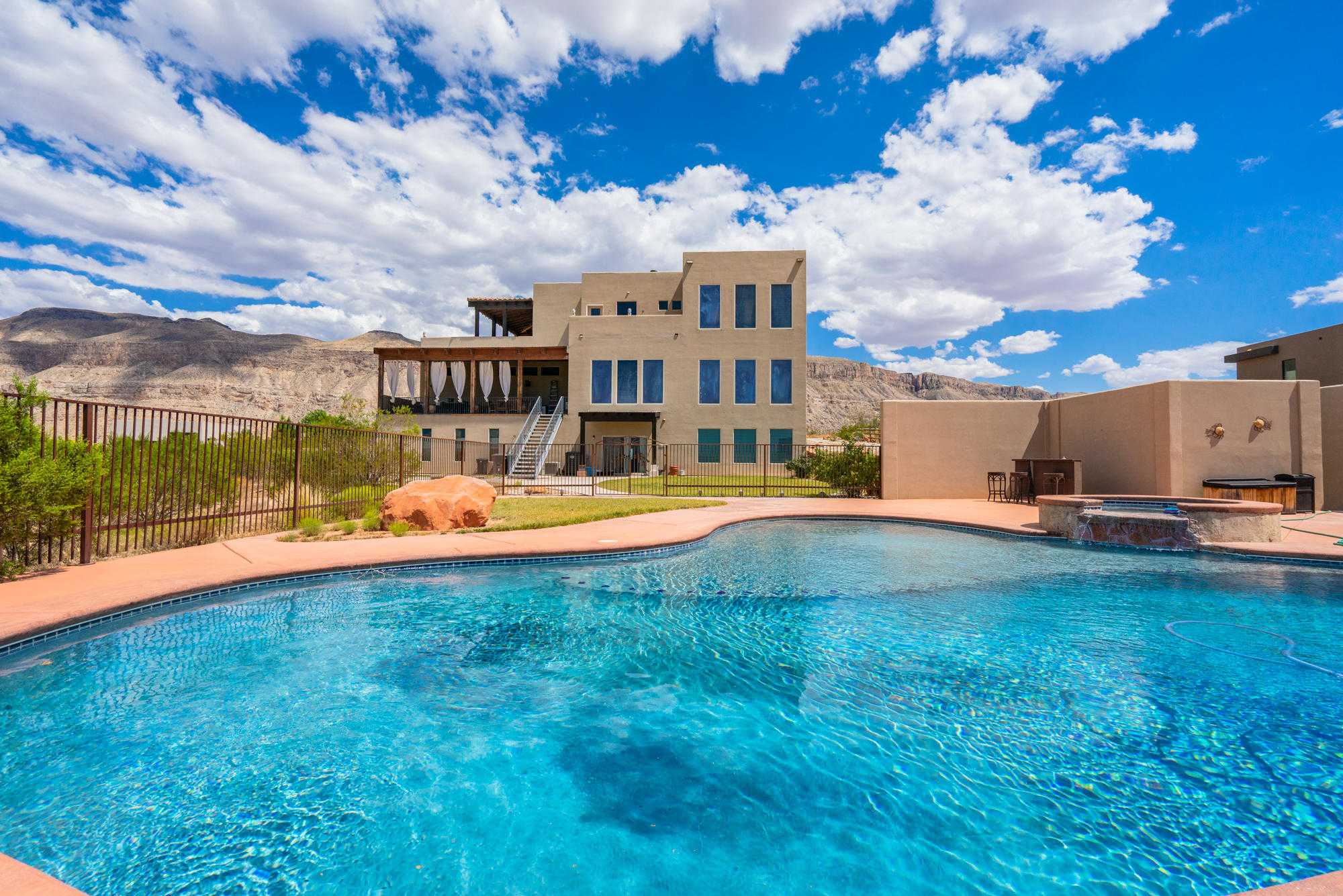 1.37 acres in Washington County, Utah