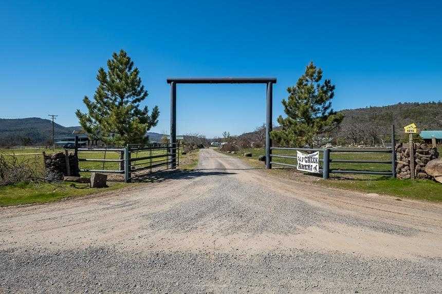 320.34 acres in Jackson County, Oregon