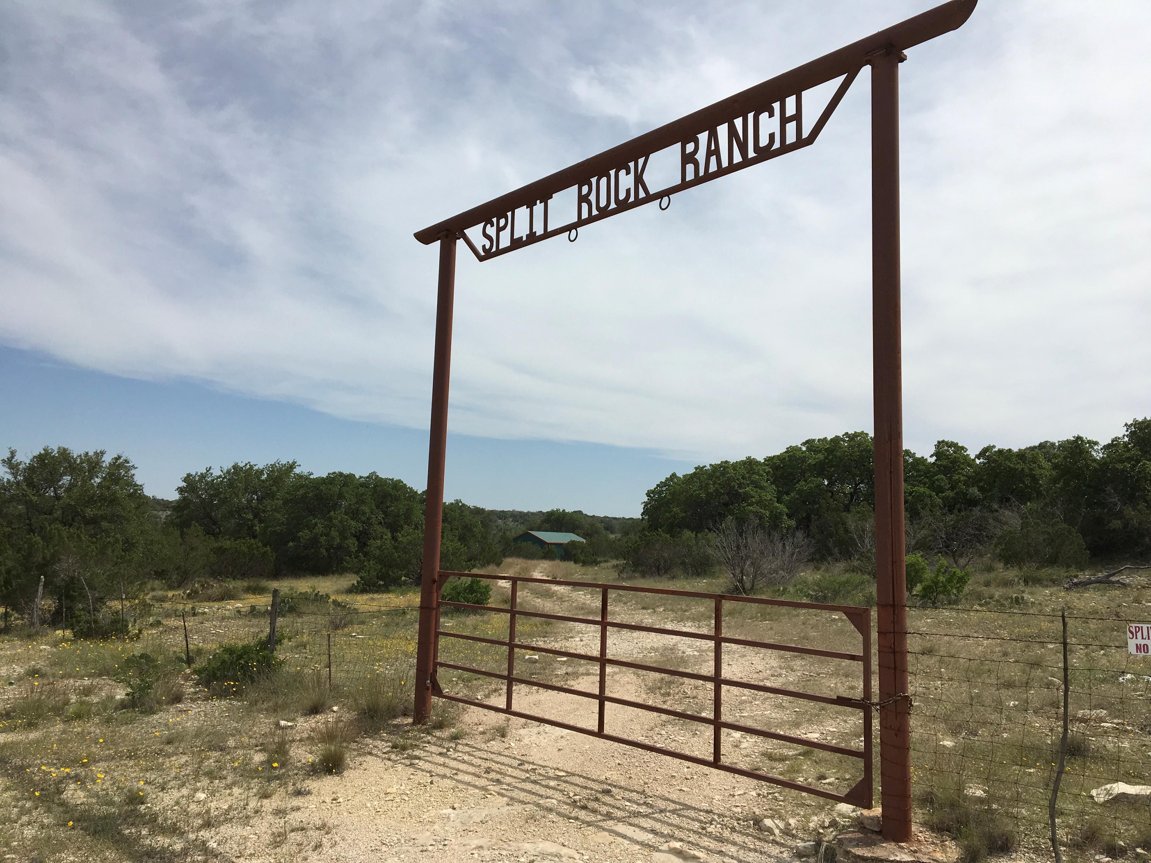600 acres in Crockett County, Texas