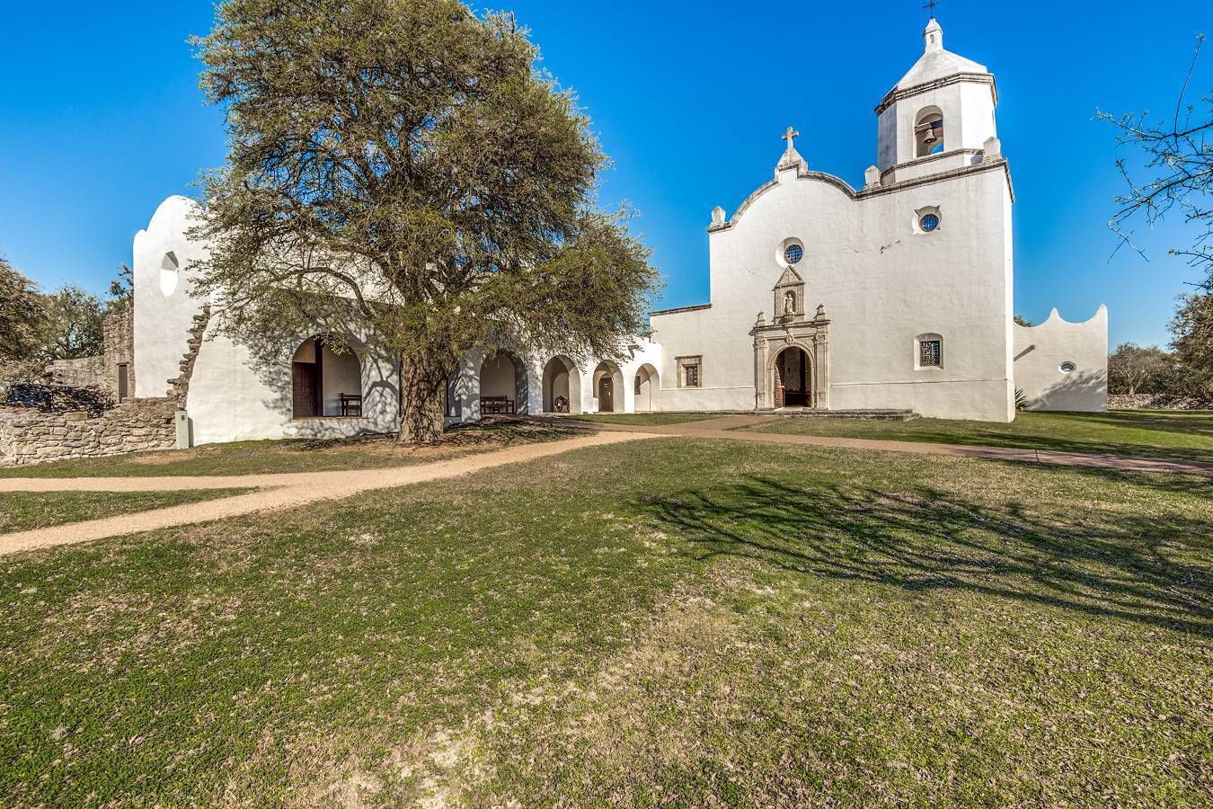 2.37 acres in Goliad County, Texas