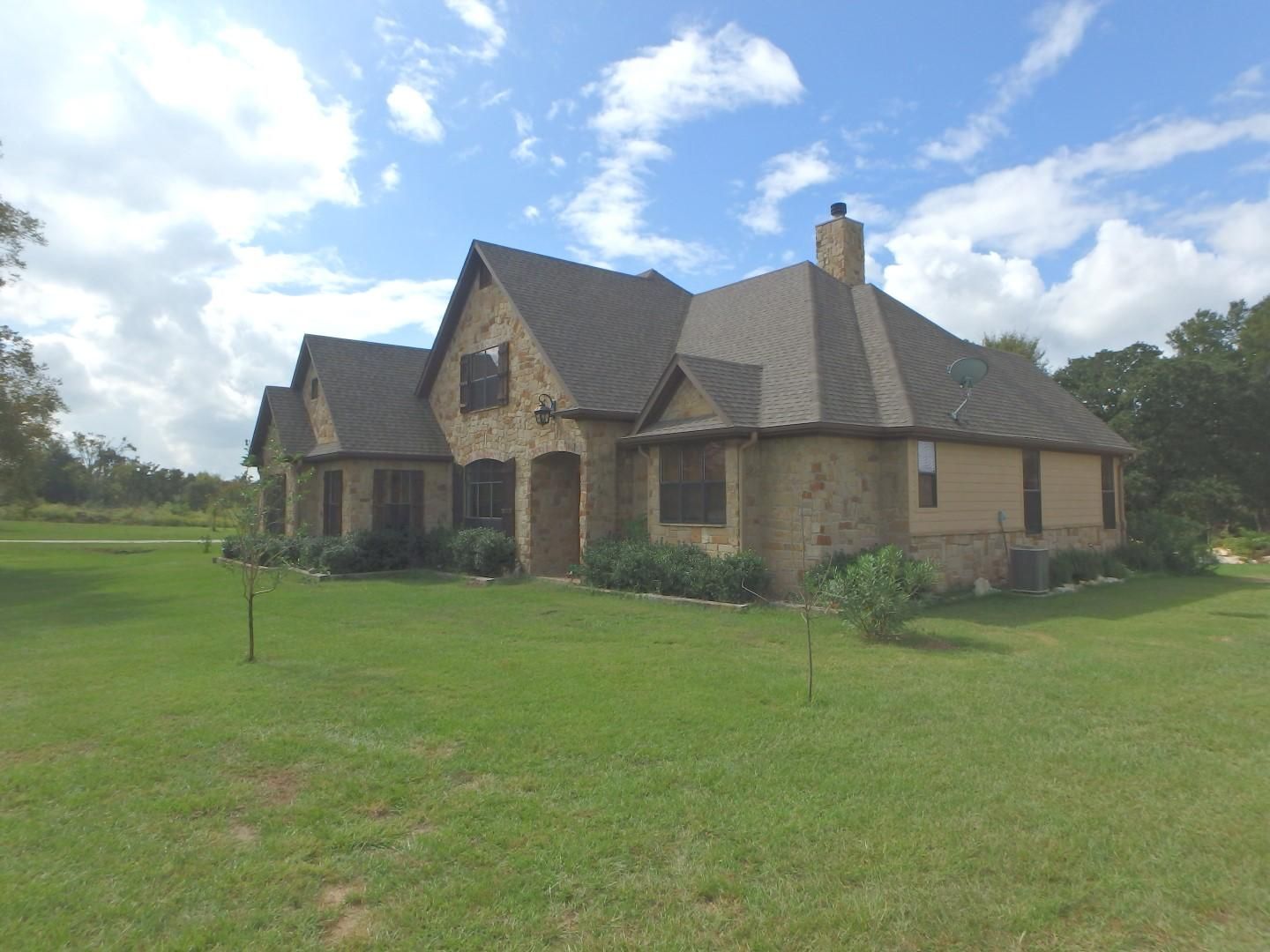 4.98 acres in Limestone County, Texas