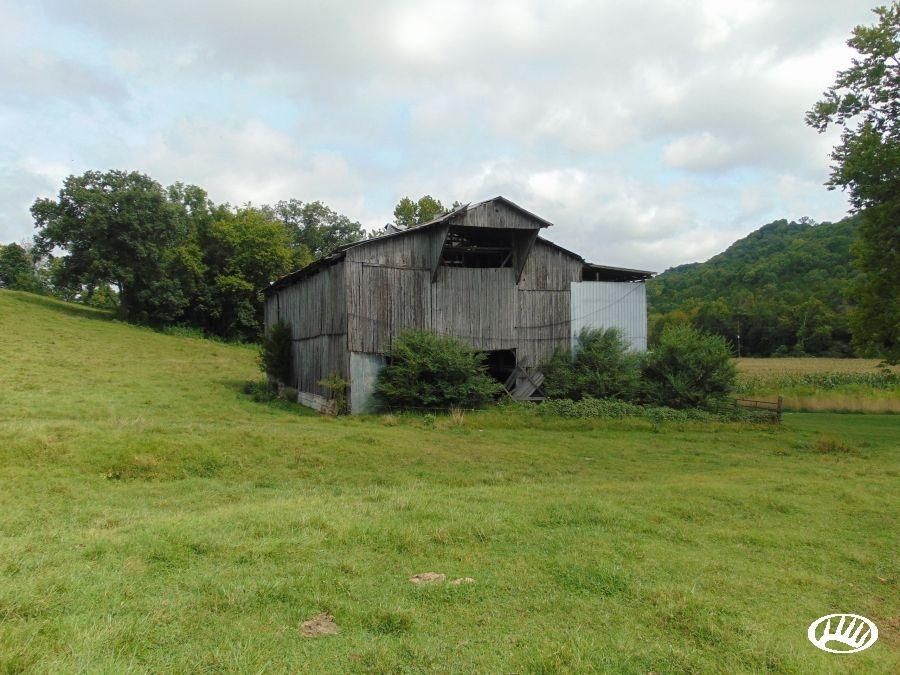 102.44 acres in Trousdale County, Tennessee