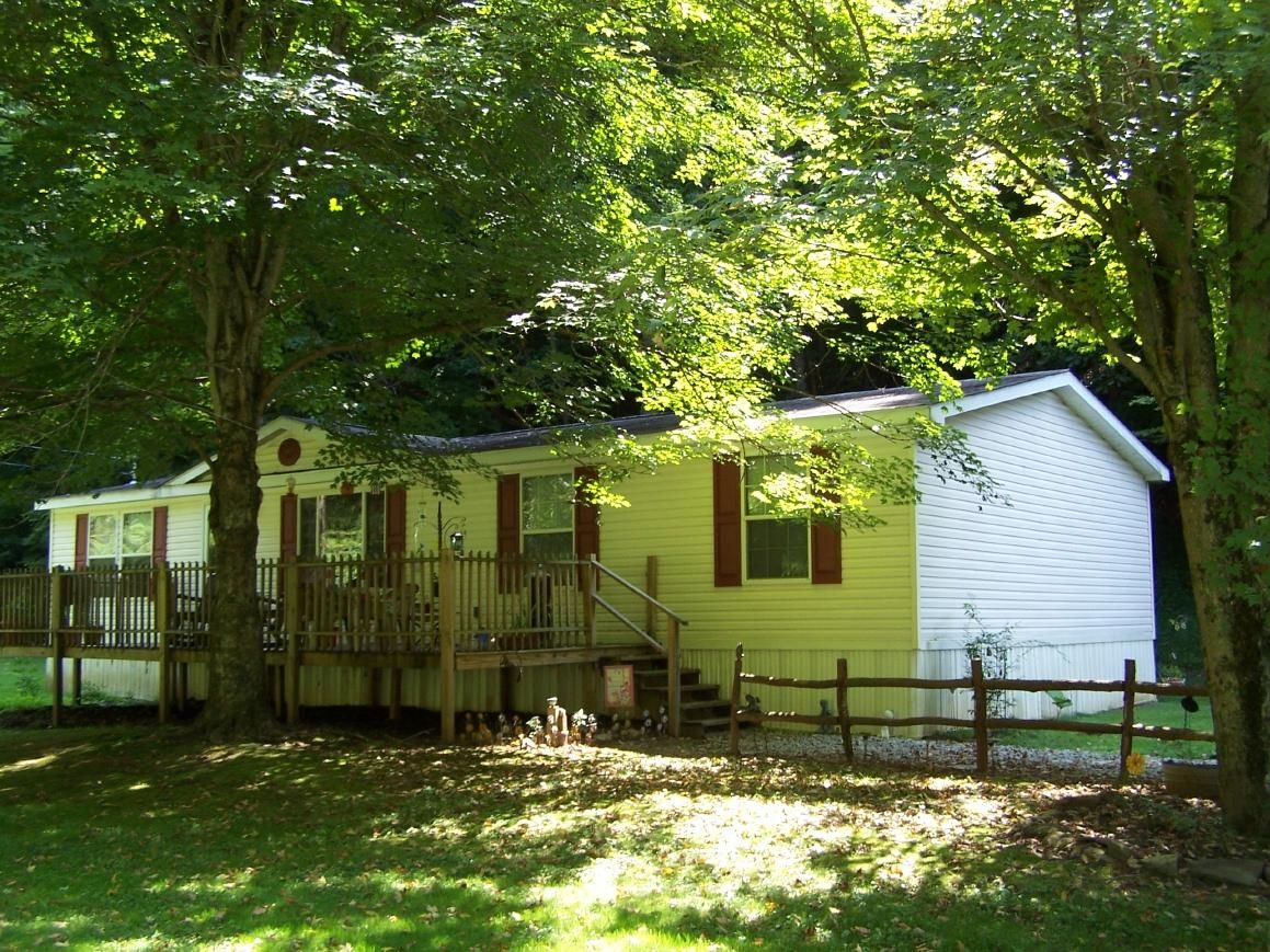 23 acres in Calhoun County, West Virginia