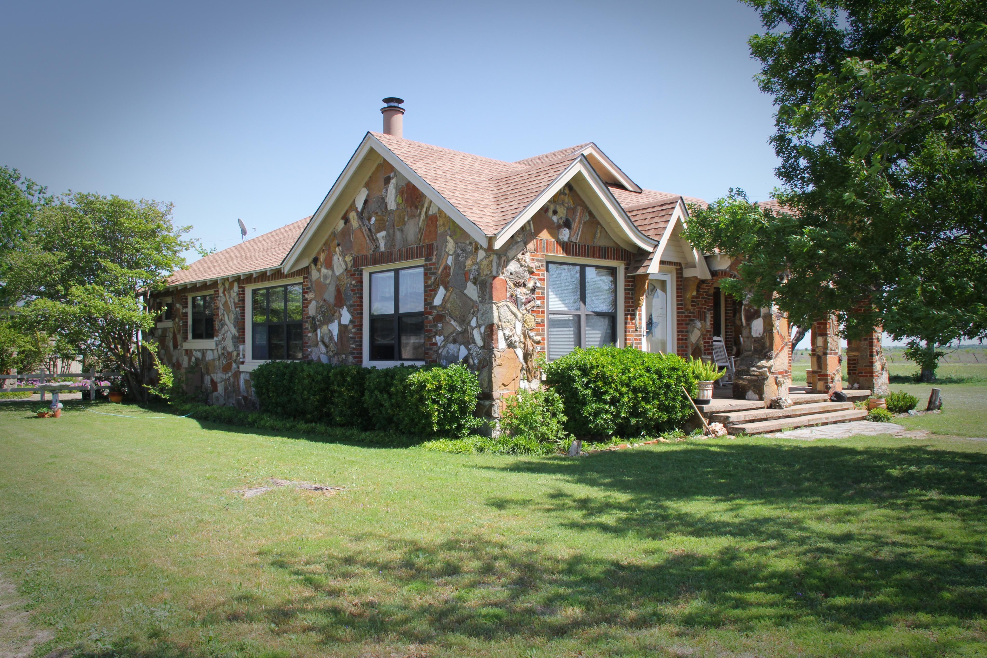 15 acres in Hamilton County, Texas