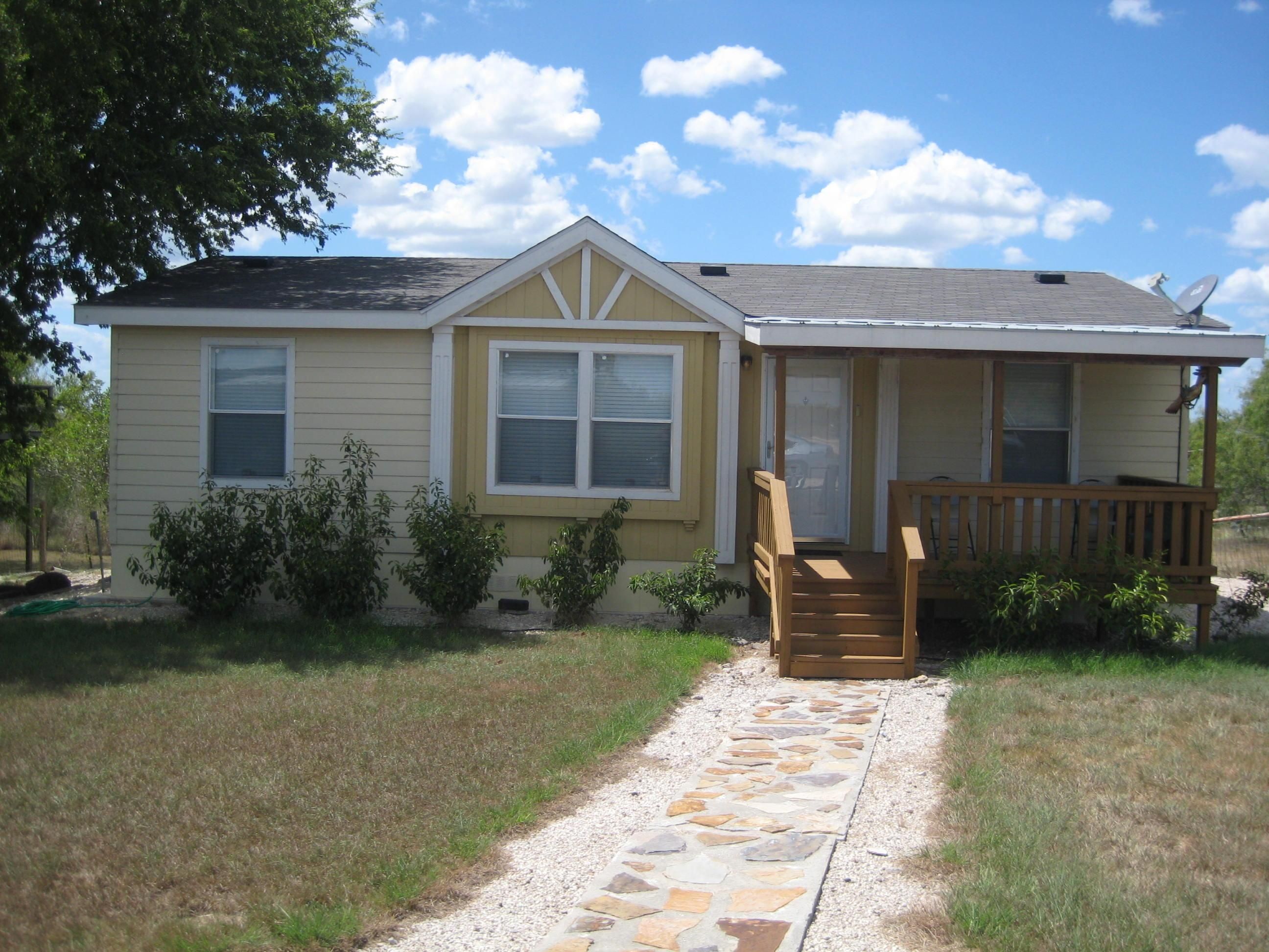 1.20 acres in McMullen County, Texas