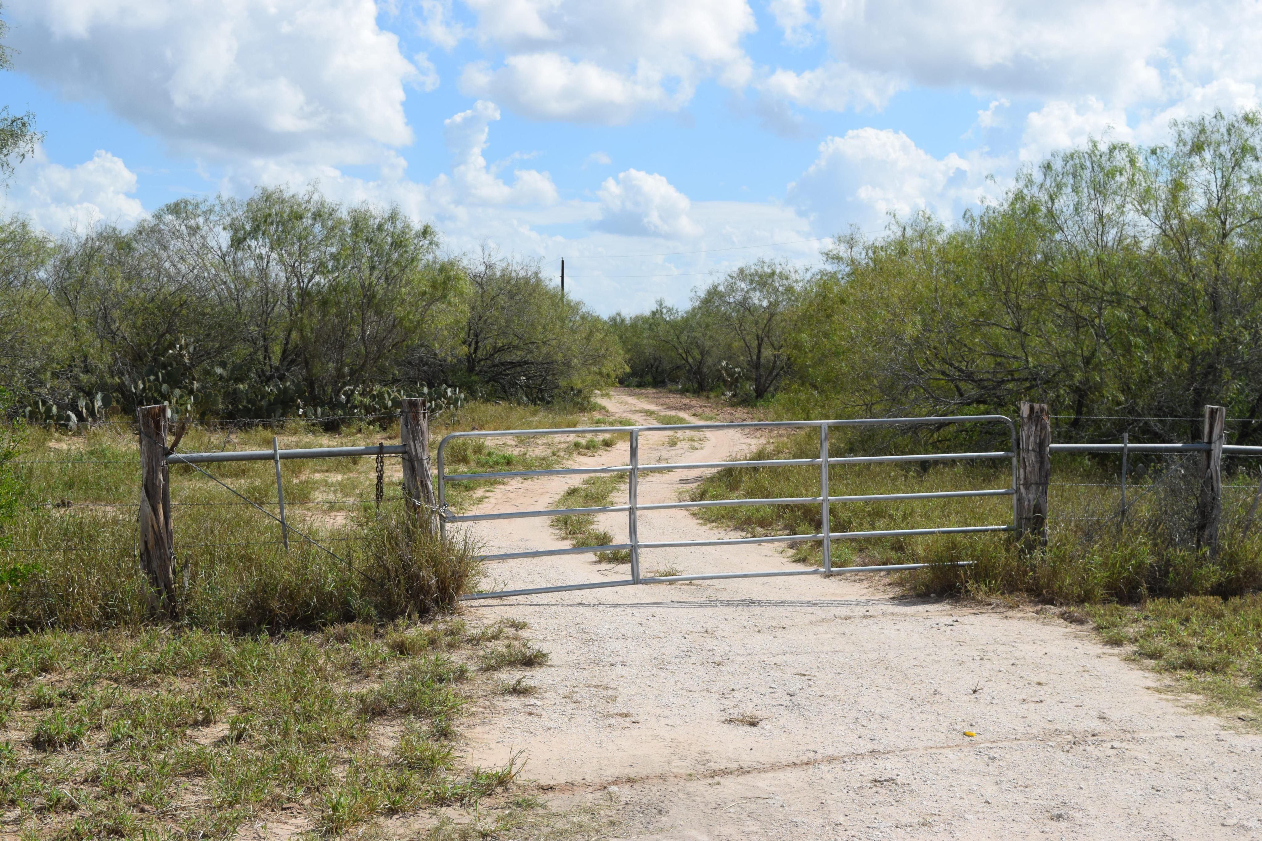 240 acres in Jim Wells County, Texas