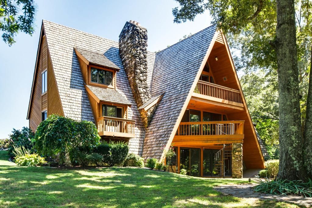 163.00 acres in Dickson County, Tennessee