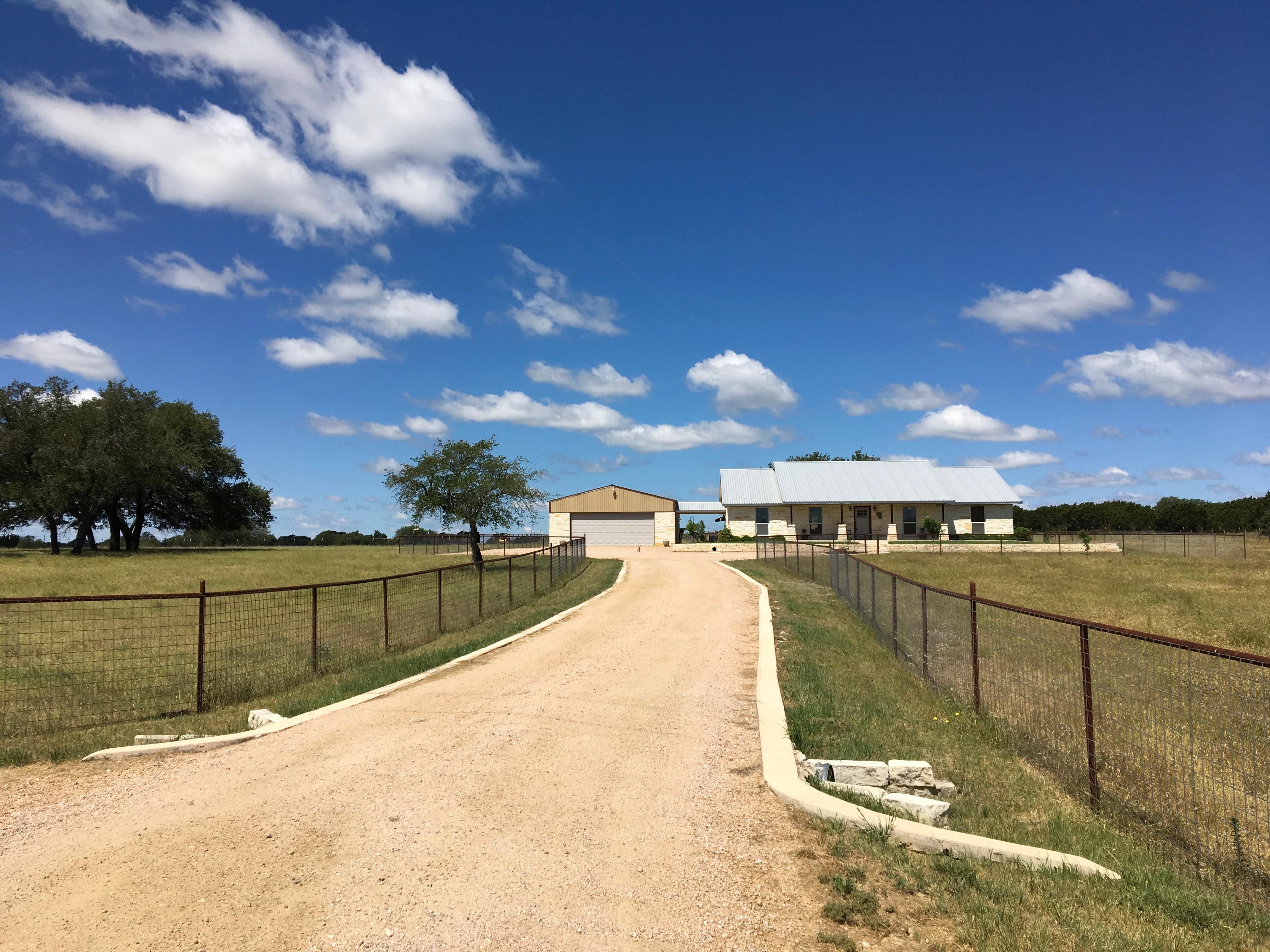 15 acres in County, Texas