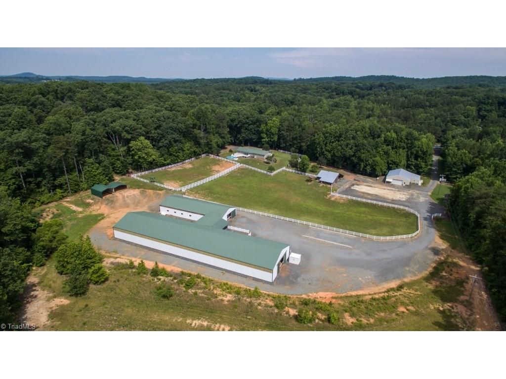 8 acres in Tuscarawas County, Ohio