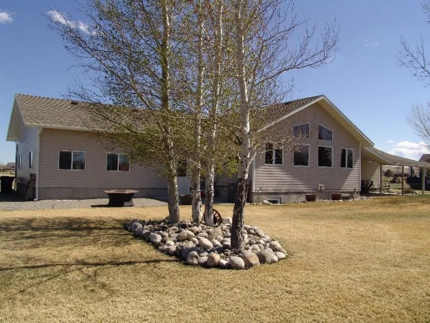 1.04 acres in Sweet Grass County, Montana