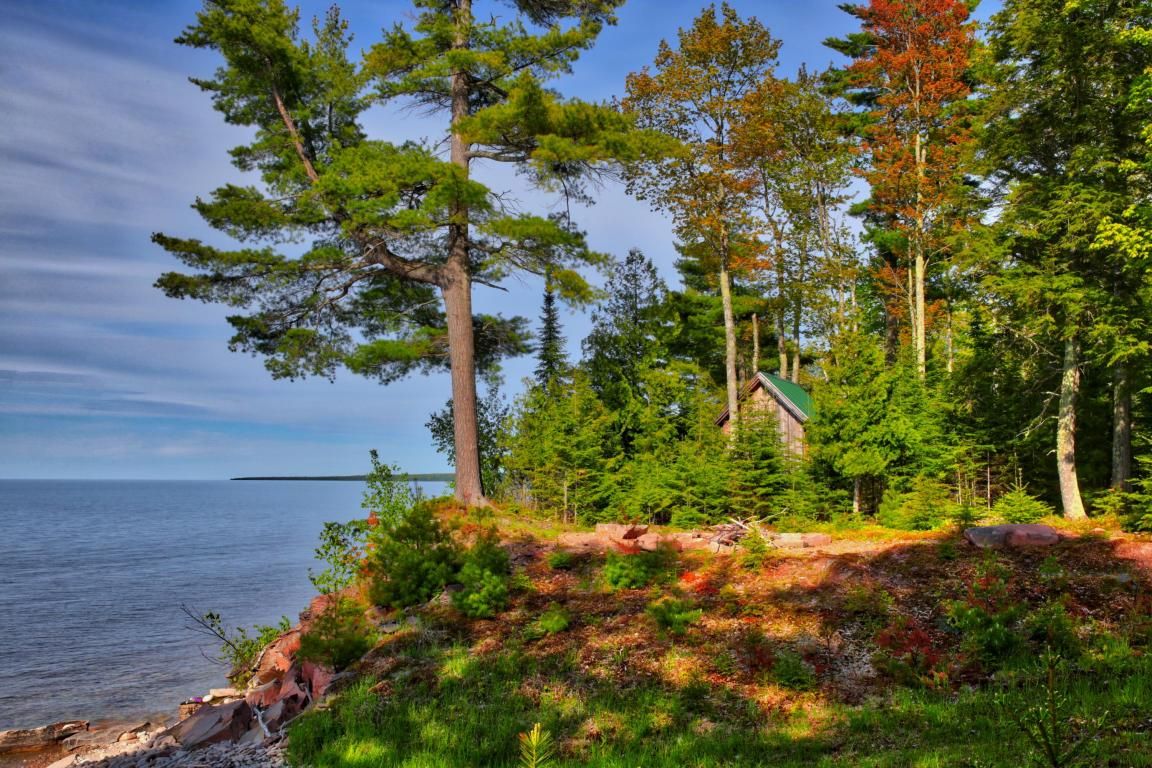 3.9 acres in Baraga County, Michigan