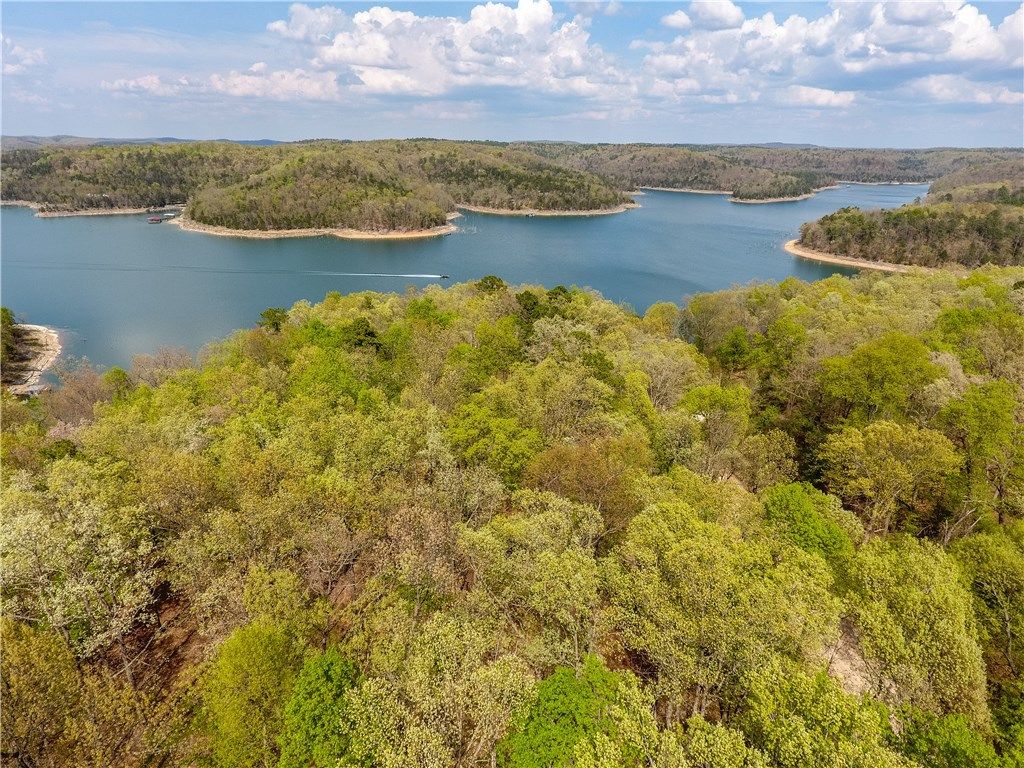 4.7 acres in Benton County, Arkansas