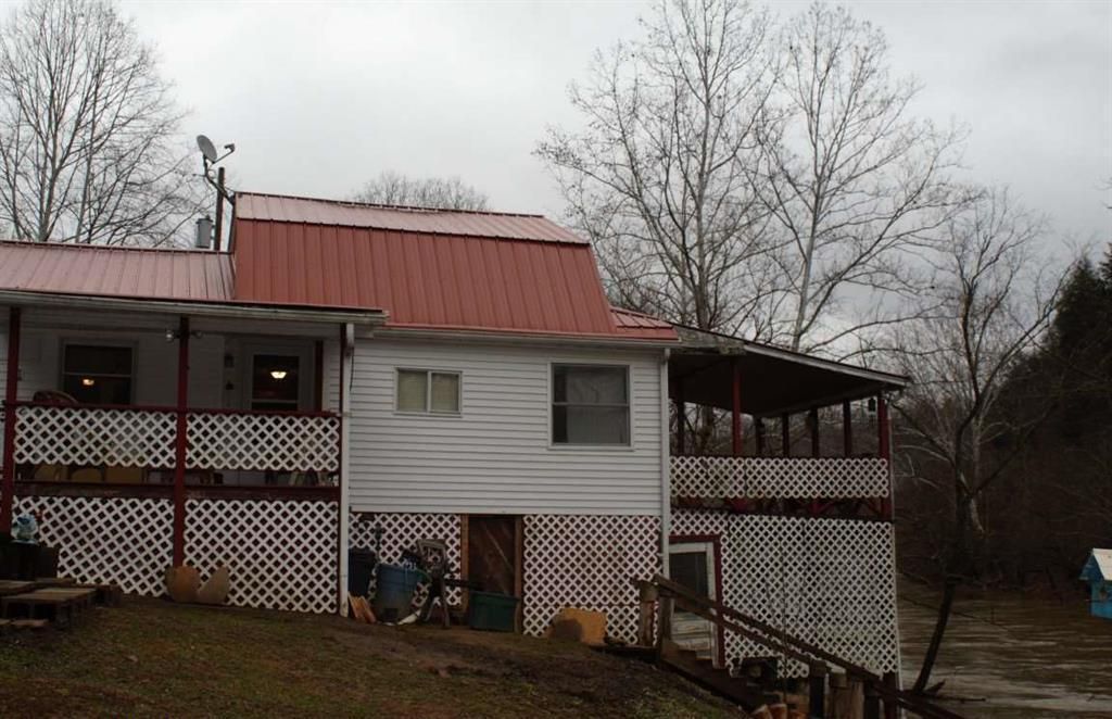 0.44 acres in Clay County, West Virginia