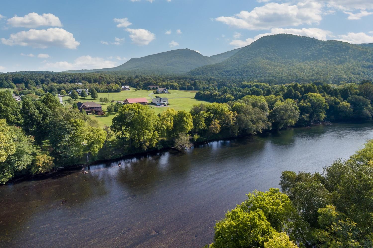 2.5 acres in Polk County, Tennessee