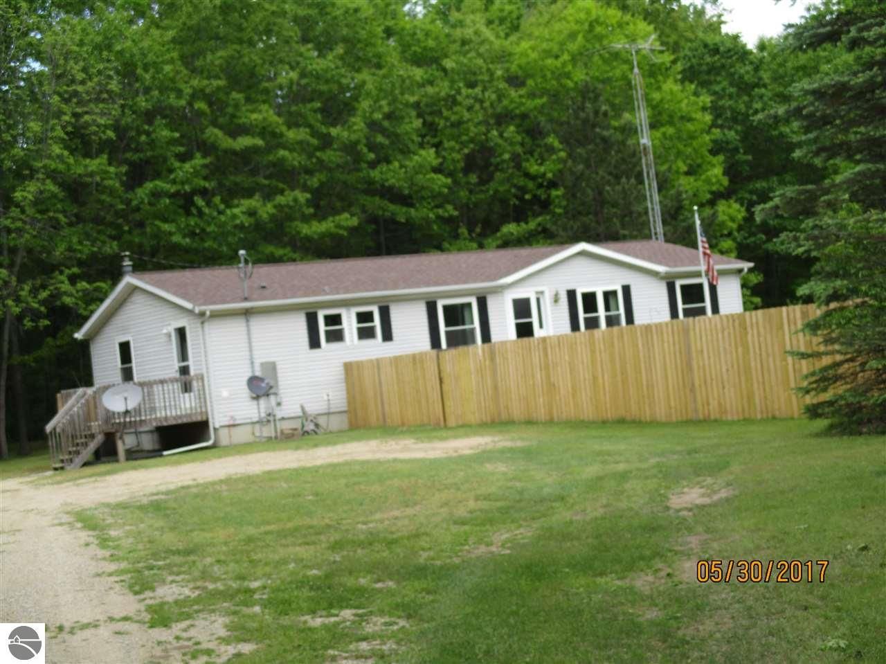 10 98 Acres In Montcalm County Michigan