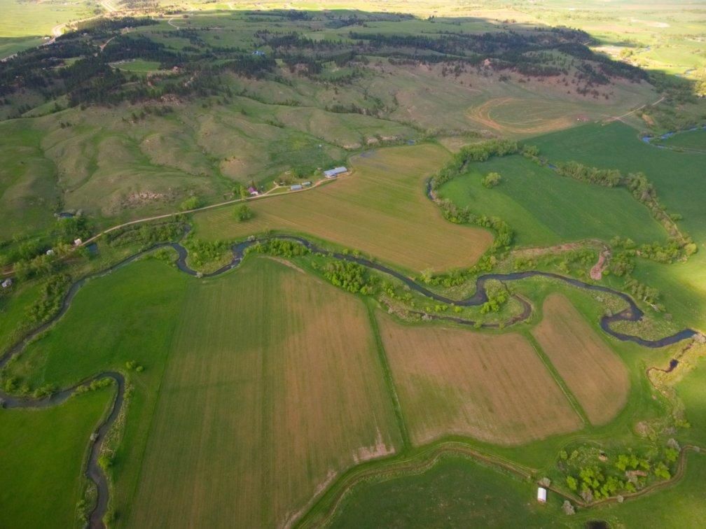 324 acres in Butte County, South Dakota