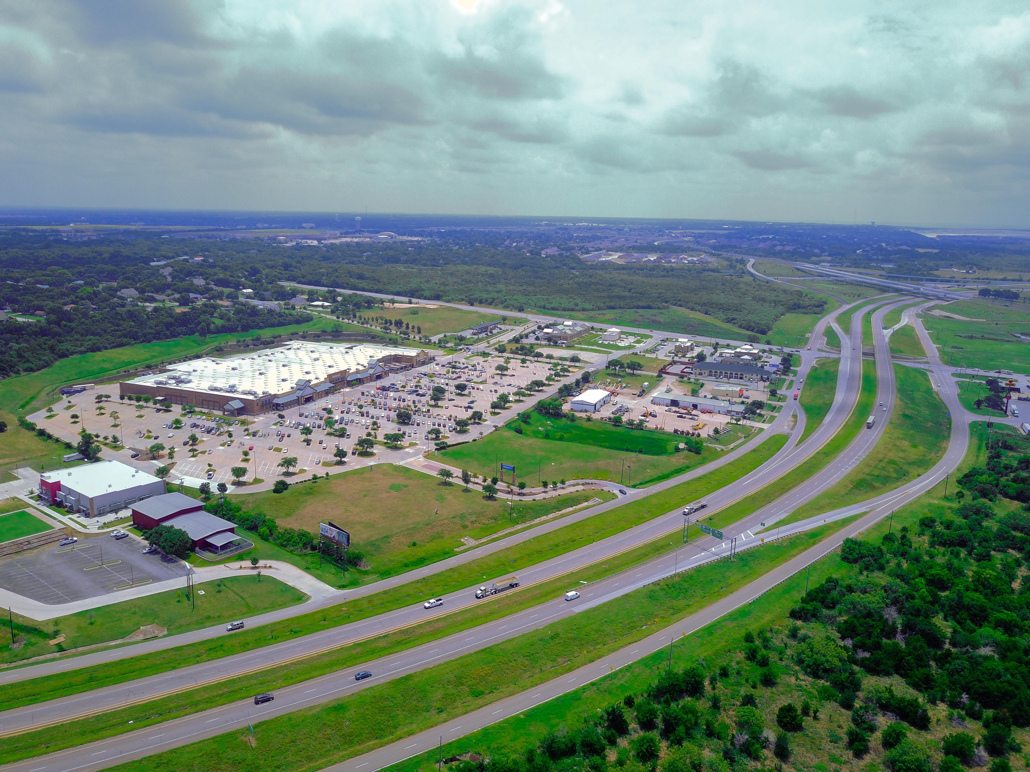 1.66 acres in Ellis County, Texas