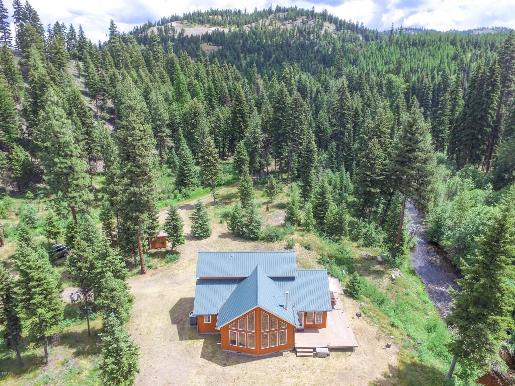 15 acres in Lincoln County, Montana