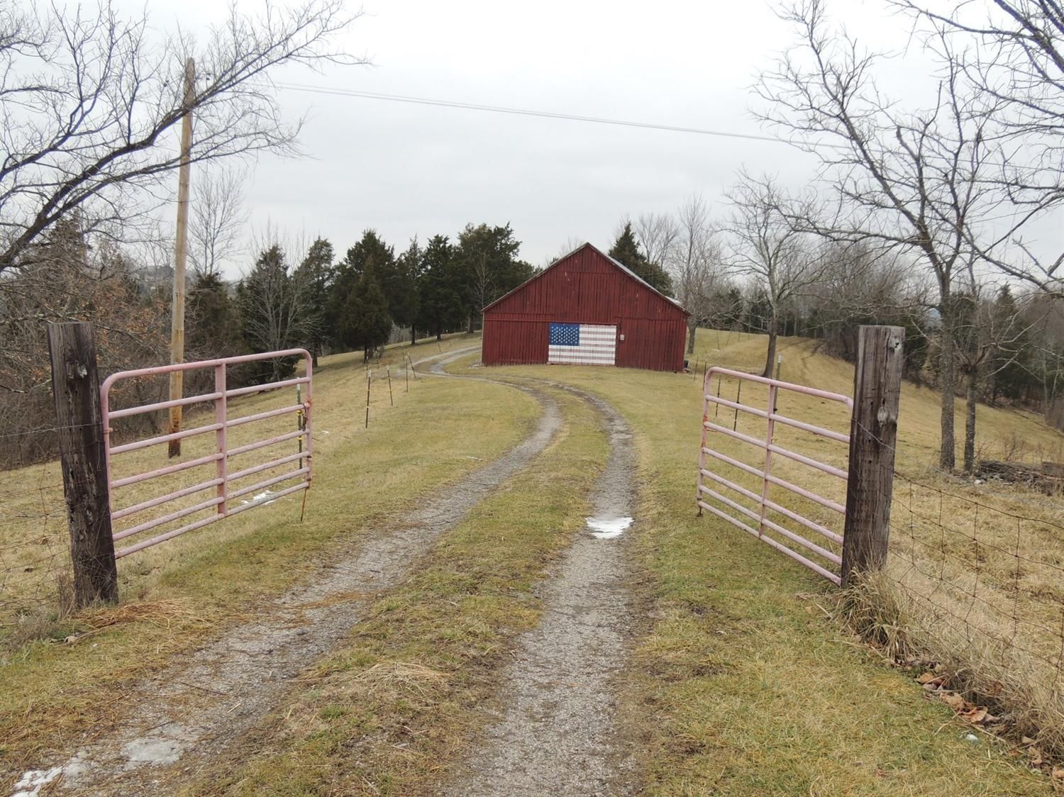 34.74 acres in Pendleton County, Kentucky