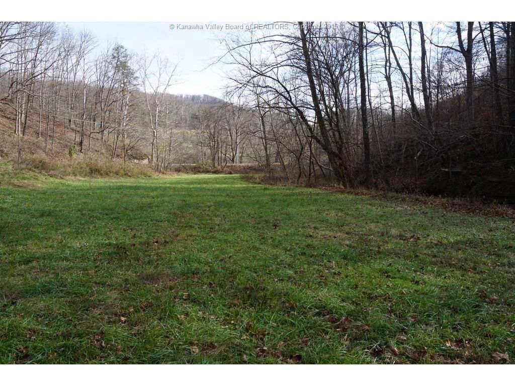113.8 acres in Kanawha County, West Virginia