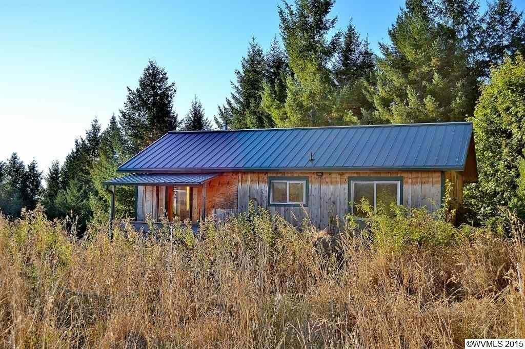 5.04 acres in Linn County, Oregon