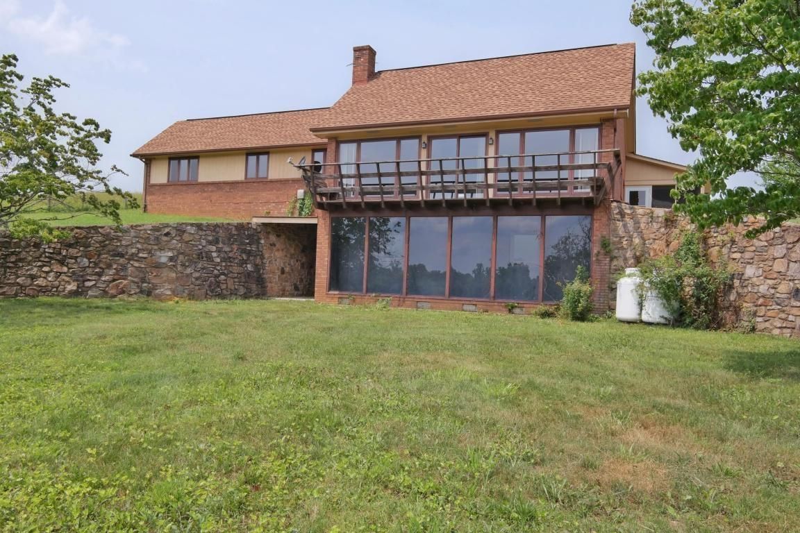 16.29 acres in Botetourt County, Virginia